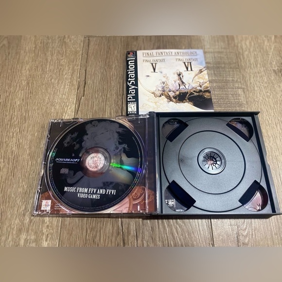 Final Fantasy Anthology PS1 CIB - Picture 2 of 4